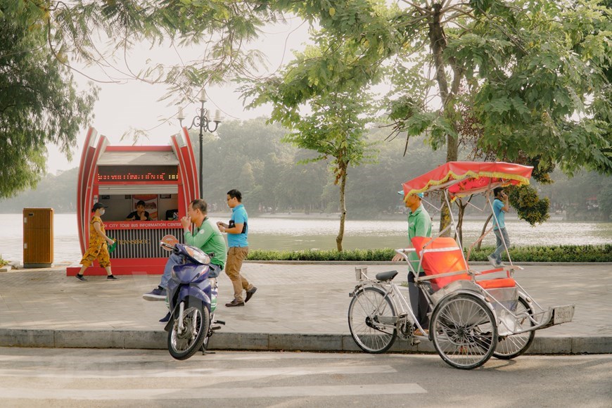 New look of Hoan Kiem Lake in Hanoi's Autumn | Destinations | Vietnam+  (VietnamPlus)