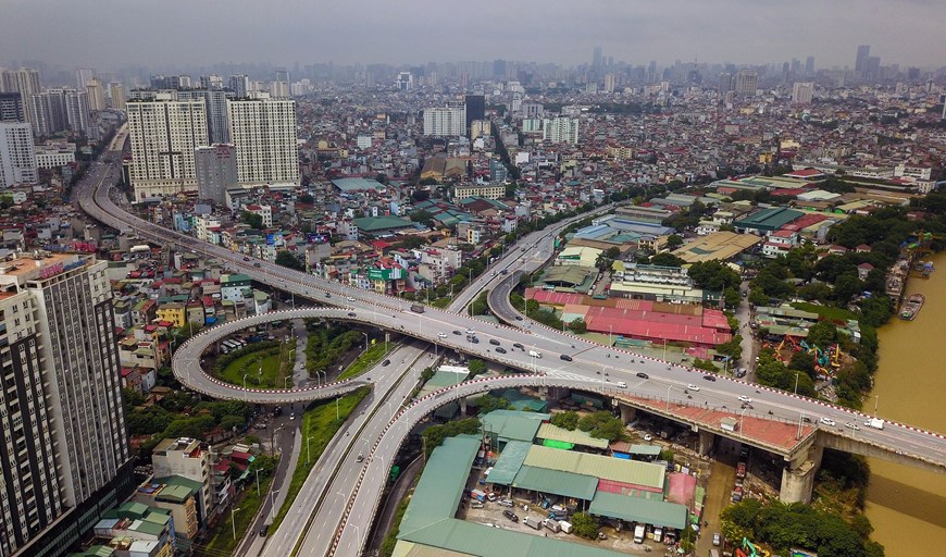 Hanoi’s modern roundabout intersections | Society | Vietnam+ (VietnamPlus)