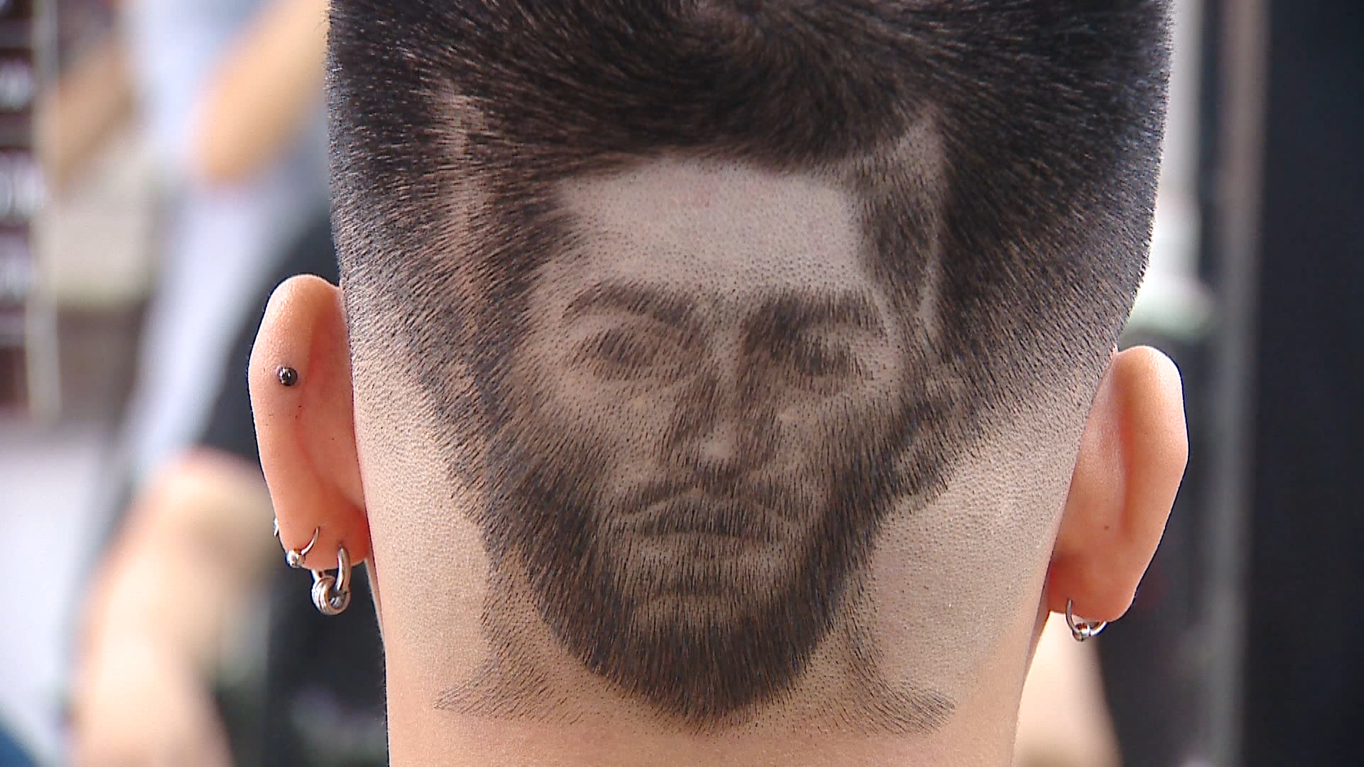 Fans enjoy World Cup with special haircuts | Culture - Sports | Vietnam+  (VietnamPlus)