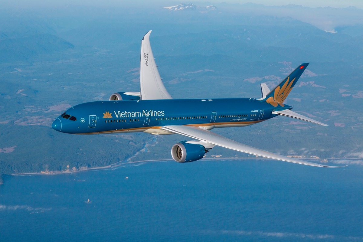 Vietnam Airlines meets US security requirements to operate regular direct  flights to US | Business | Vietnam+ (VietnamPlus)