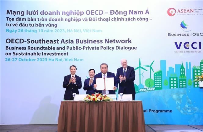 Business roundtable starts OECD-SE Asia forum | Business | Vietnam+ (VietnamPlus)
